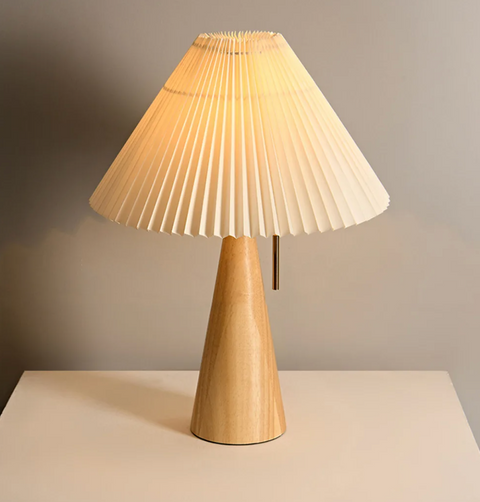 Akira Vintage Lamp