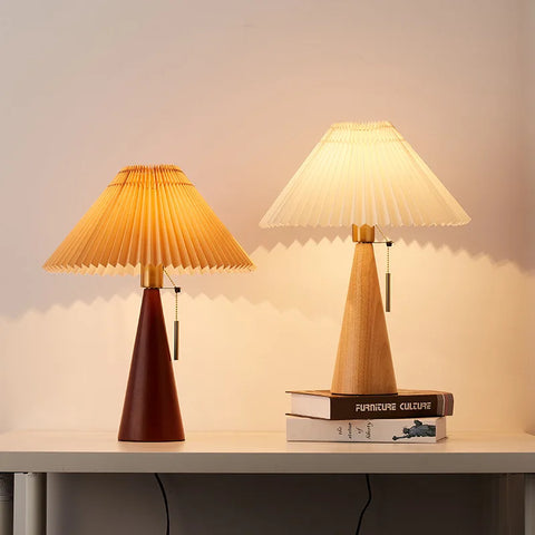 Akira Vintage Lamp